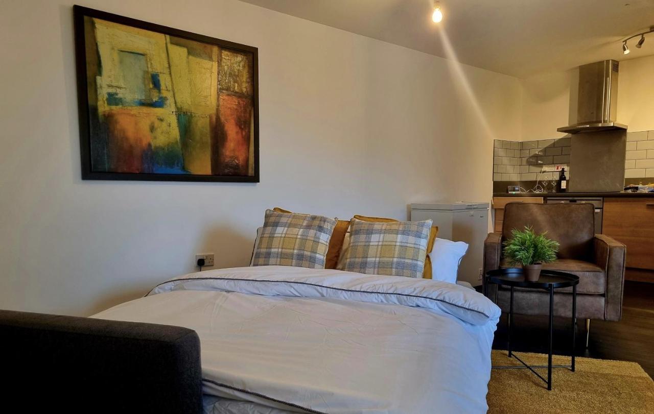 Spacious London Apartment 5 Min Walk To Leytonstone Underground Station And 5 Stops To Zone 1 Exteriér fotografie